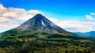 sopka Arenal - Cestovinky.cz
