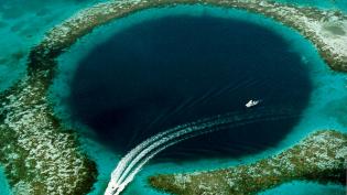 Great Blue Hole - Cestovinky.cz