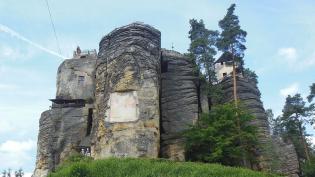 Skalní hrad - Cestovinky.cz