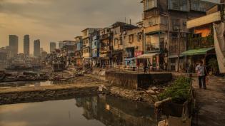 Chudý slum - Cestovinky.cz