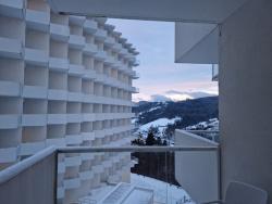 Crystal Mountain – recenze