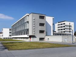 Desavská škola Bauhaus - Cestovinky.cz