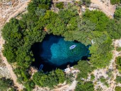 Jezero Melissani Kefalonie