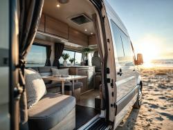 kempování v dodávce PR