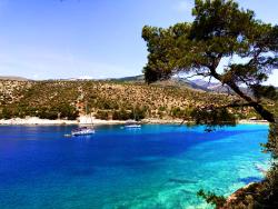 Aliki Beach