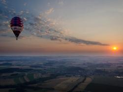 let horkovzdušným balónem