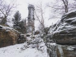 Kamenná rozhledna Děčínský Sněžník 