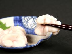 Japonská specialita z rybího mlíčí v misce