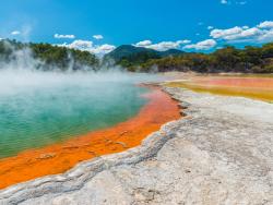 jezírko Wai-o-tapu