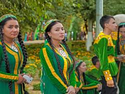 turkmenské ženy
