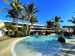 Bazén v tropické zahradě