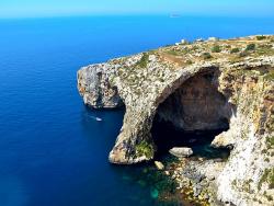 Blue Grotto na Maltě - Cestovinky.cz