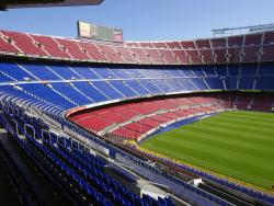 Prázdný fotbalový stadion Camp Nou v Barceloně. - Cestovinky.cz