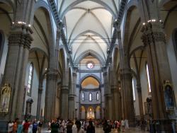 Interiér florentské katedrály Santa Maria del Fiore - Cestovinky.cz