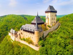 Gotický hrad Karlštejn - Cestovinky.cz